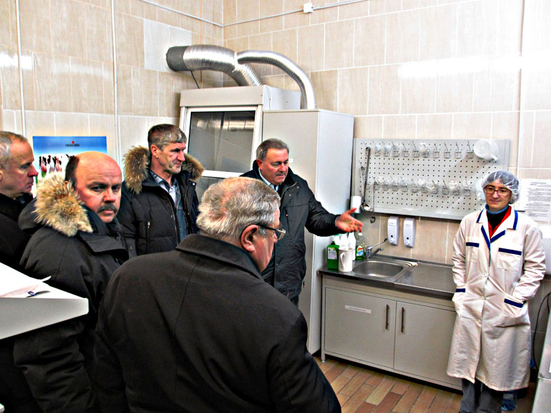 Делегация Свердловской области в лаборатории "Унибокс"